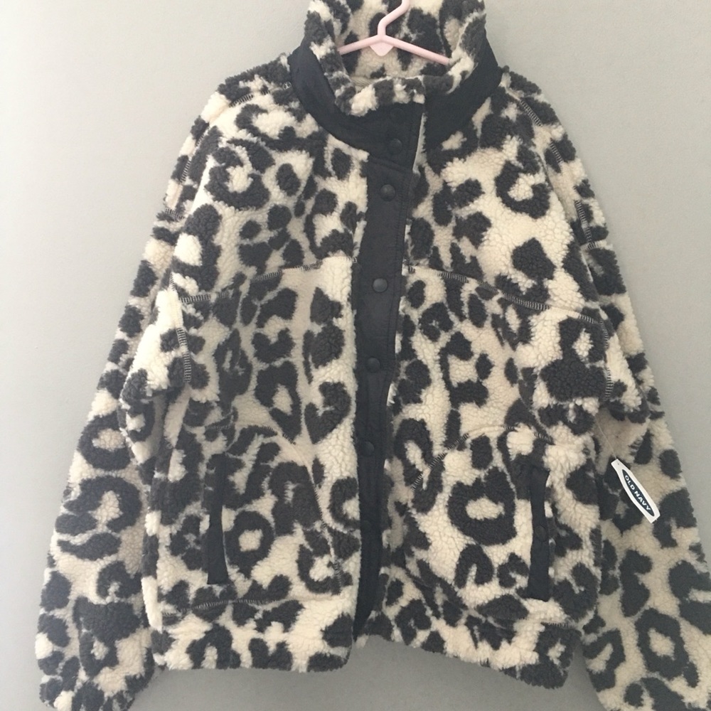Old Navy Active Leopard Sherpa Snap Front Crop Jacket Size XS